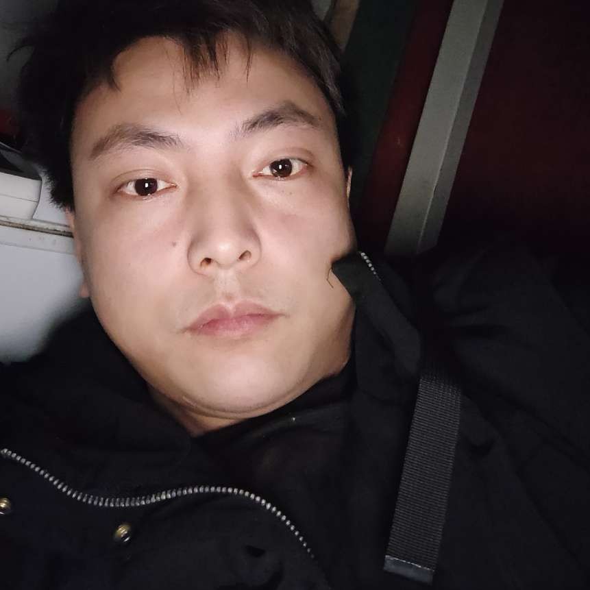 嚓茶蹁跹害怕的照片