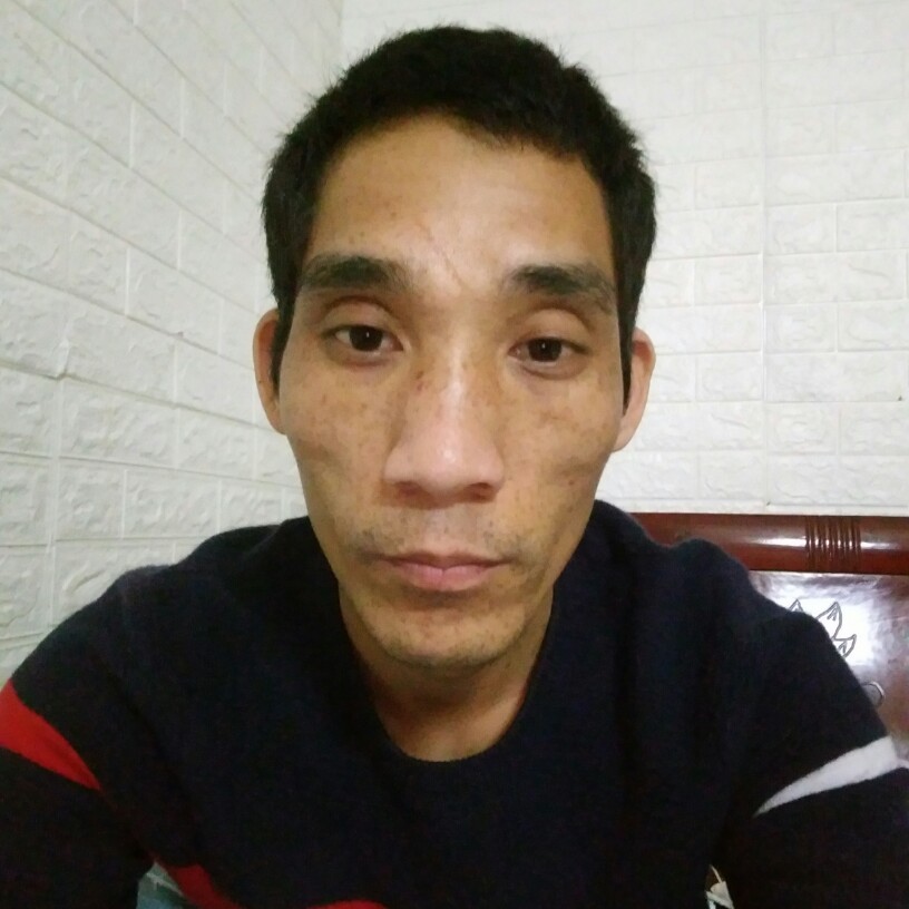 蘩藜請慈祥的照片