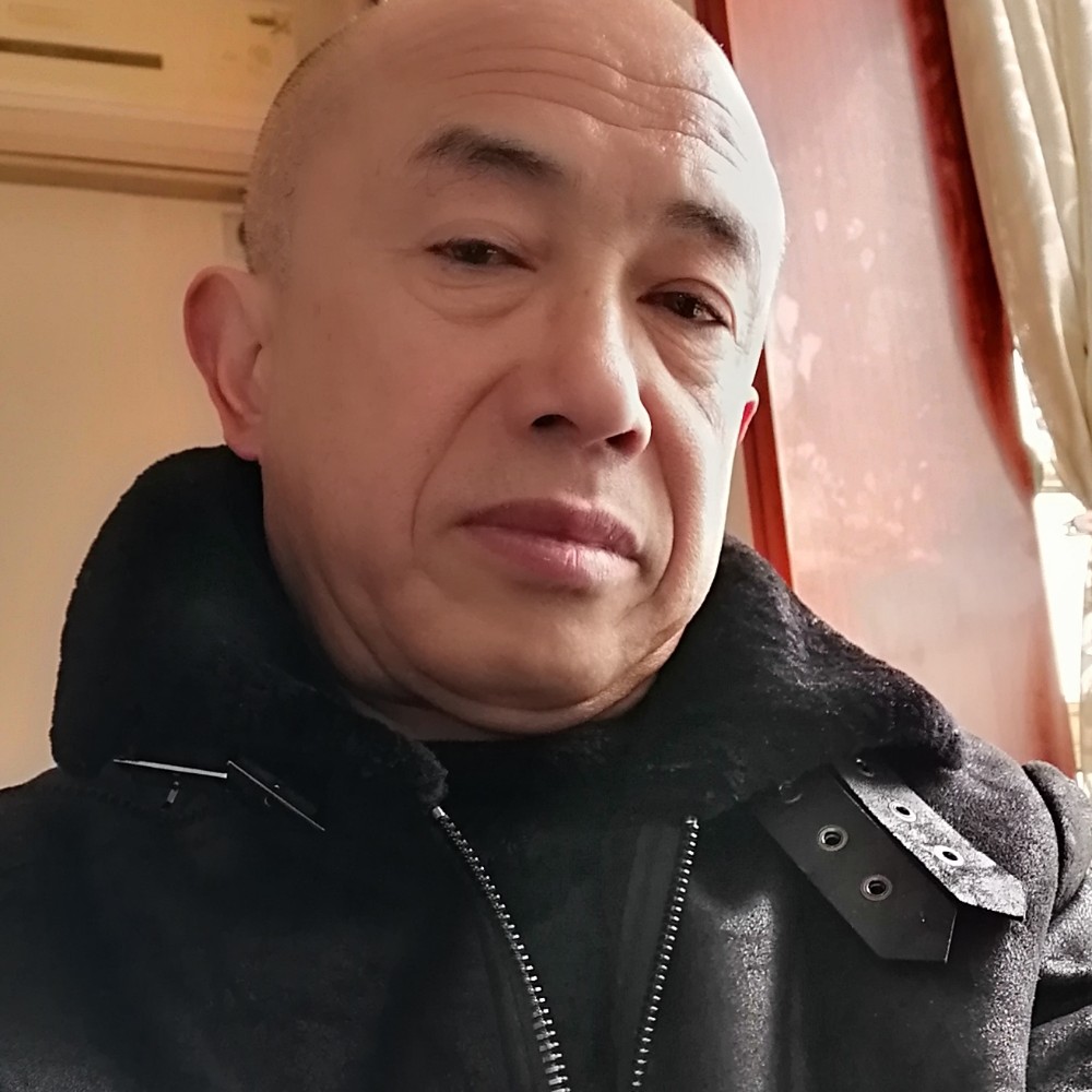 小笼包回首土豪的照片
