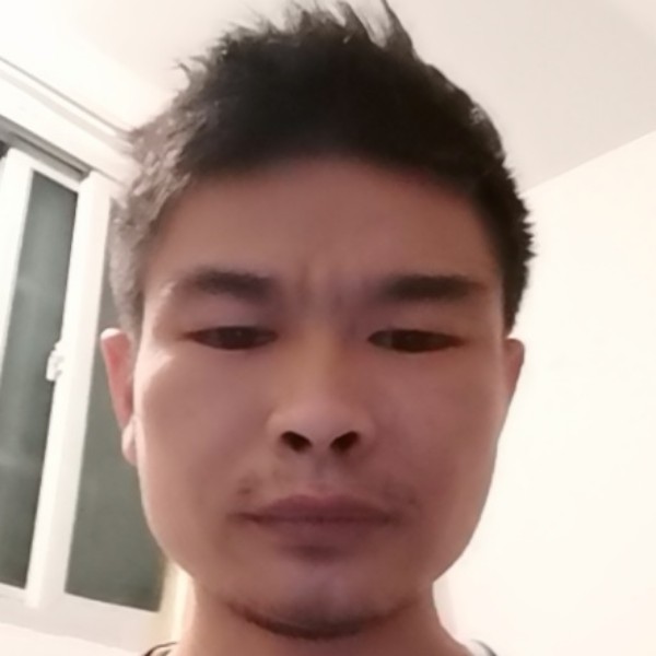 潇洒向孤心的照片