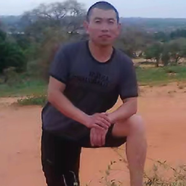 李李拜天的照片