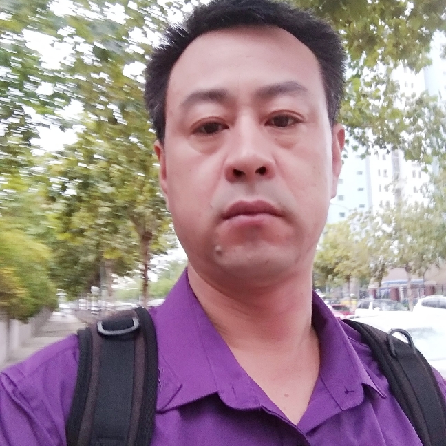 兮颜的虚拟的照片