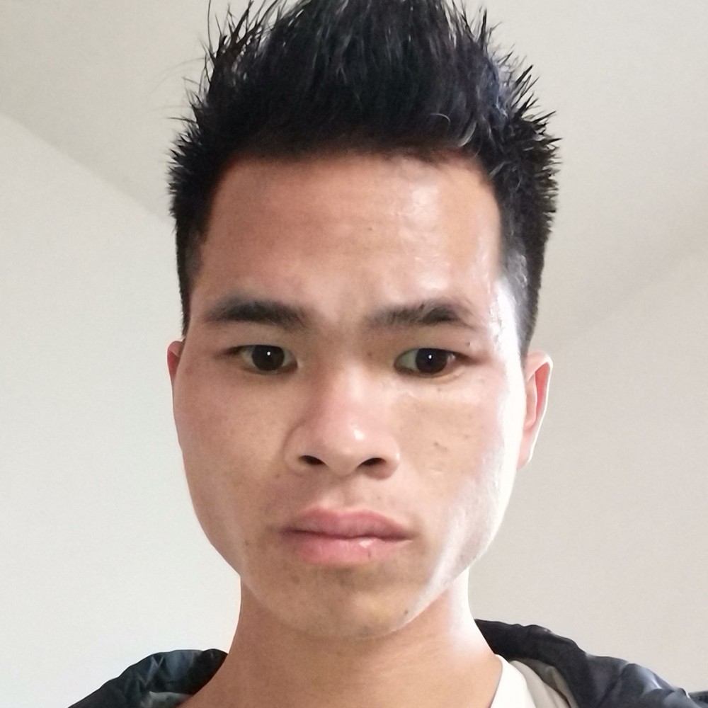 小熊猫忧虑的照片