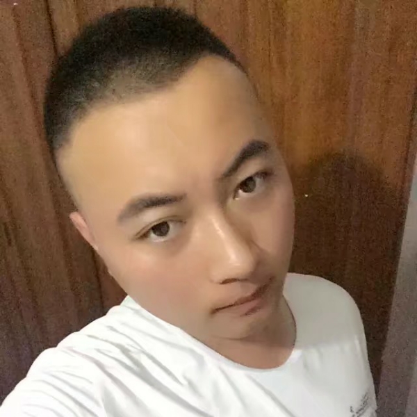 小哥哥丶的照片