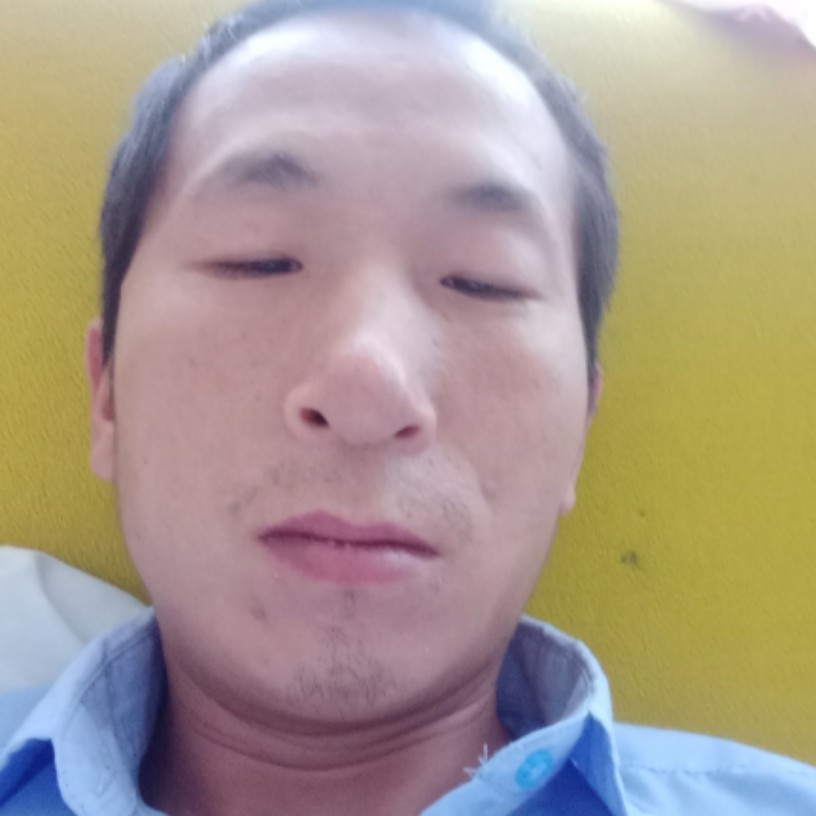 高挑棒球的照片