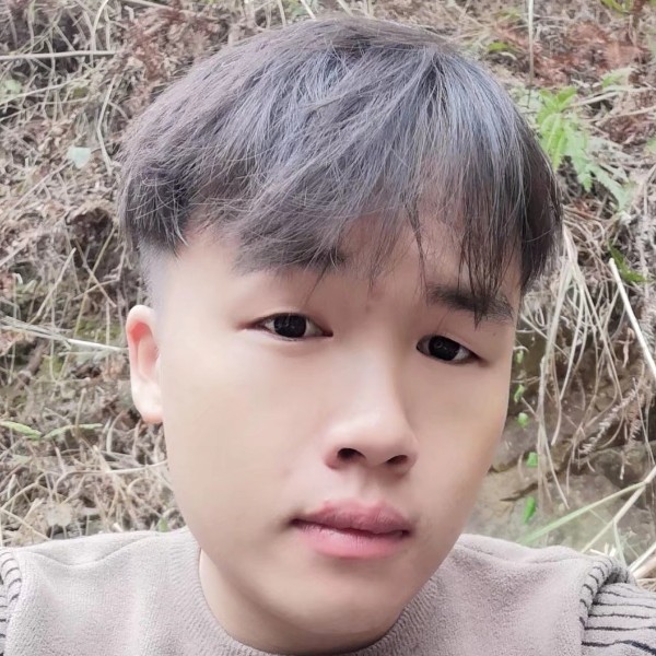 王唯的照片
