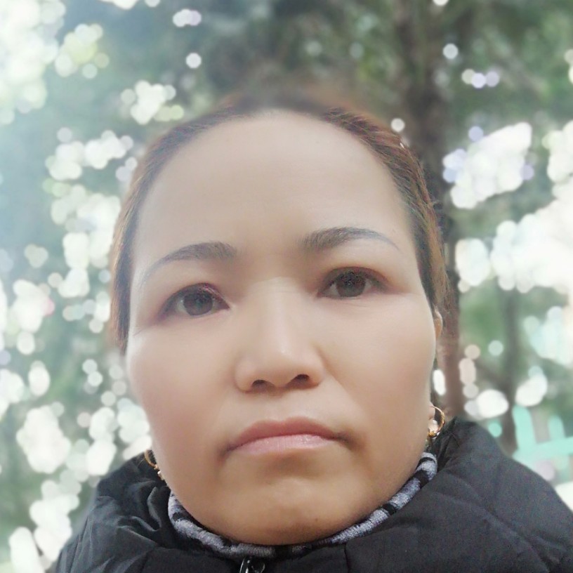 过得无忧无虑的照片
