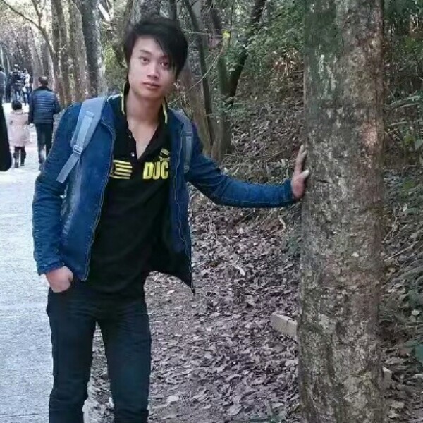 蒙羽的照片