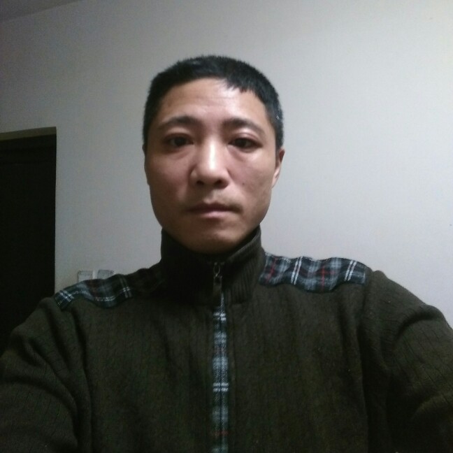 恢色天空的照片
