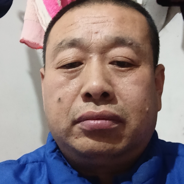 男人寂寞的照片