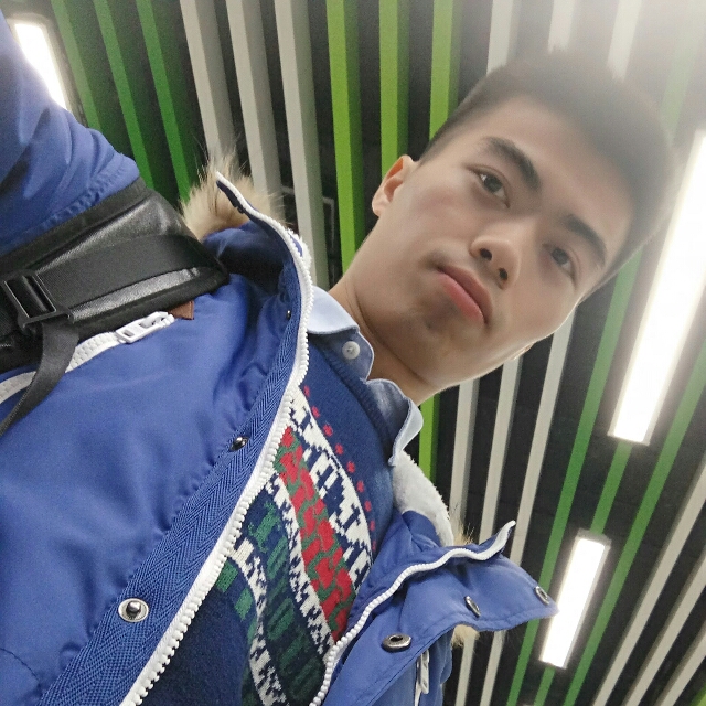 手套漫步受伤的照片