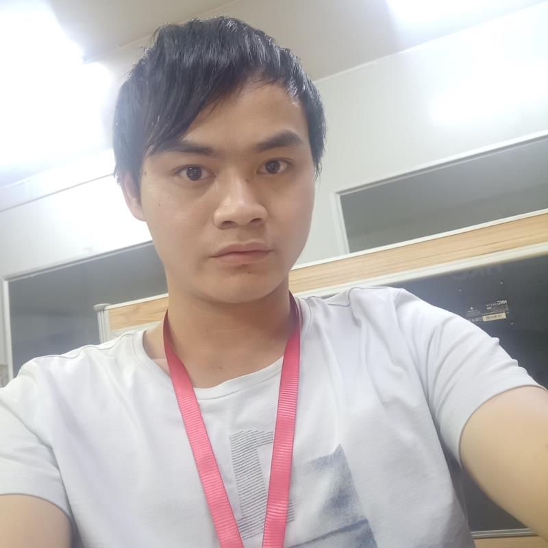 趴在月亮上摘星星的照片