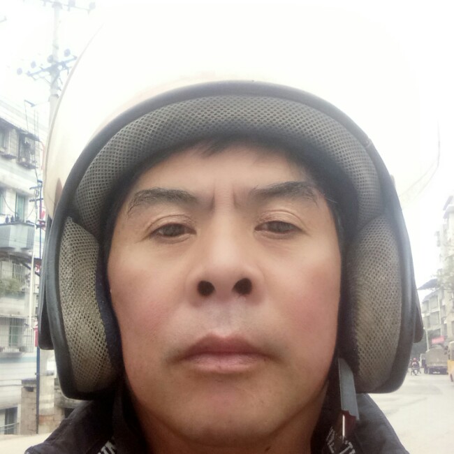 走自已的路的照片