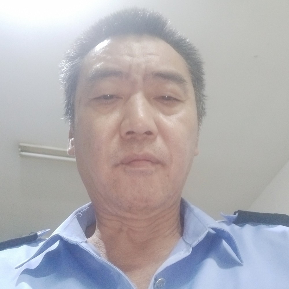 邱定伟的照片
