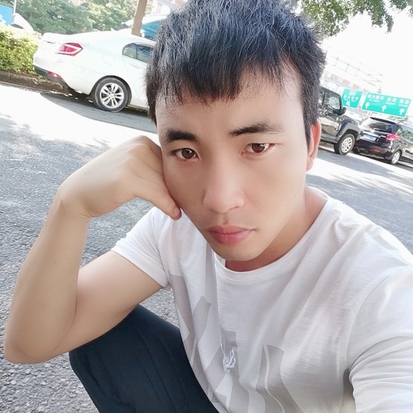 羊与彼年的照片