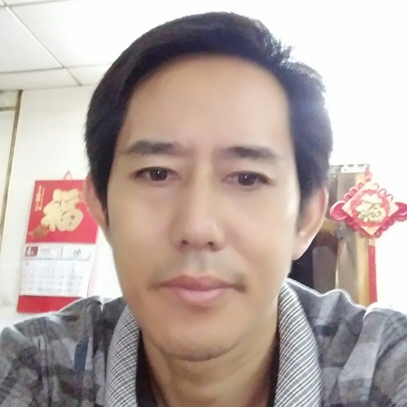 多情台灯的照片