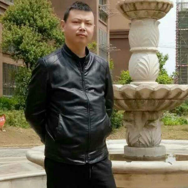 学狼的照片
