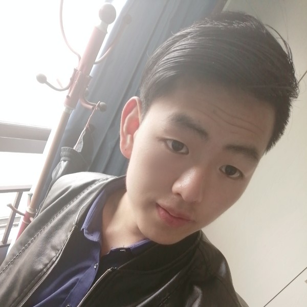 唐豆芽的照片
