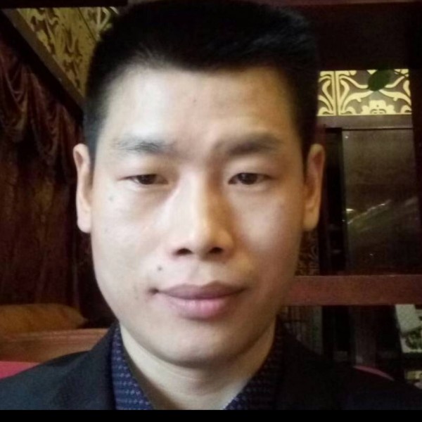 成为你未来的唯一的照片