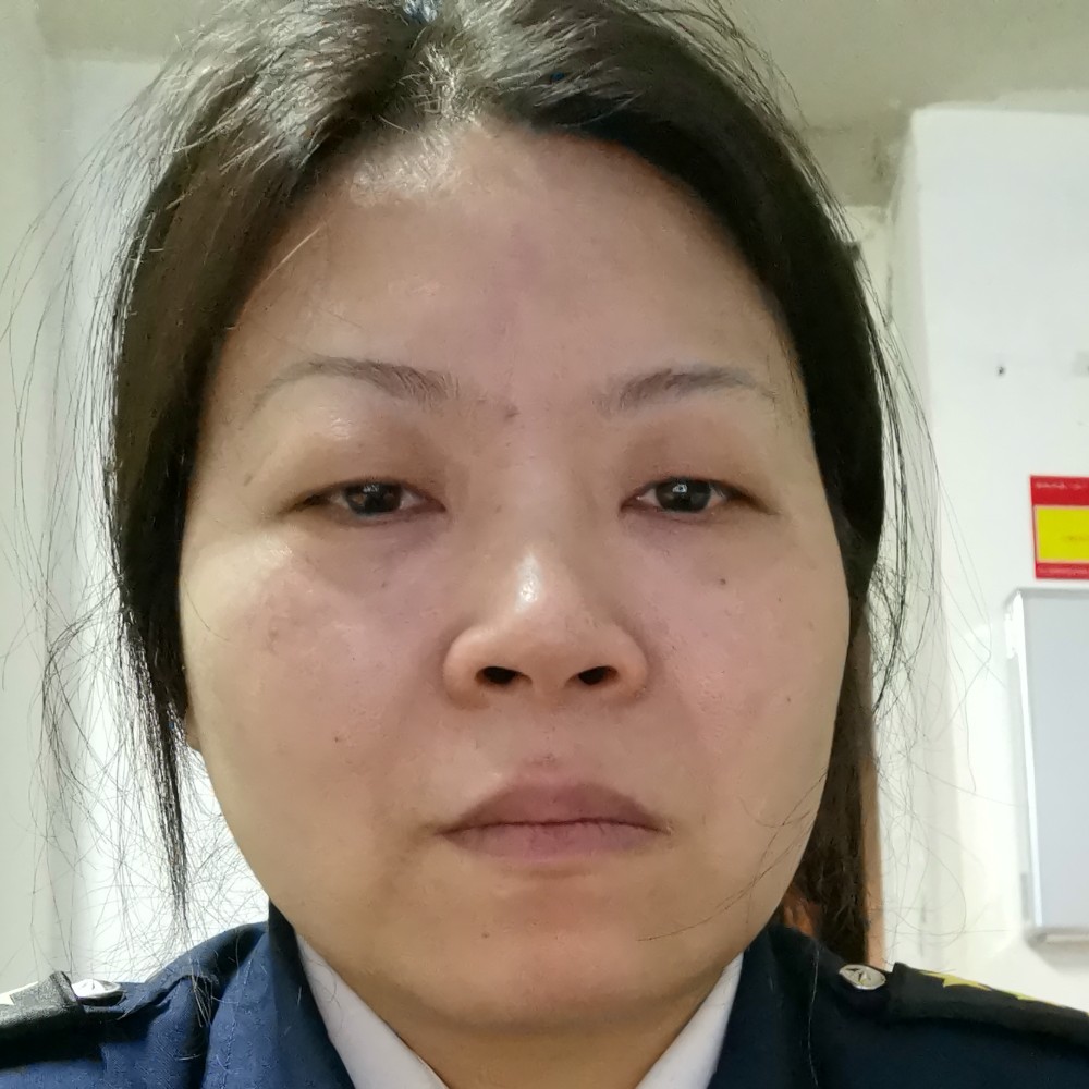 电话苦恋老实的照片
