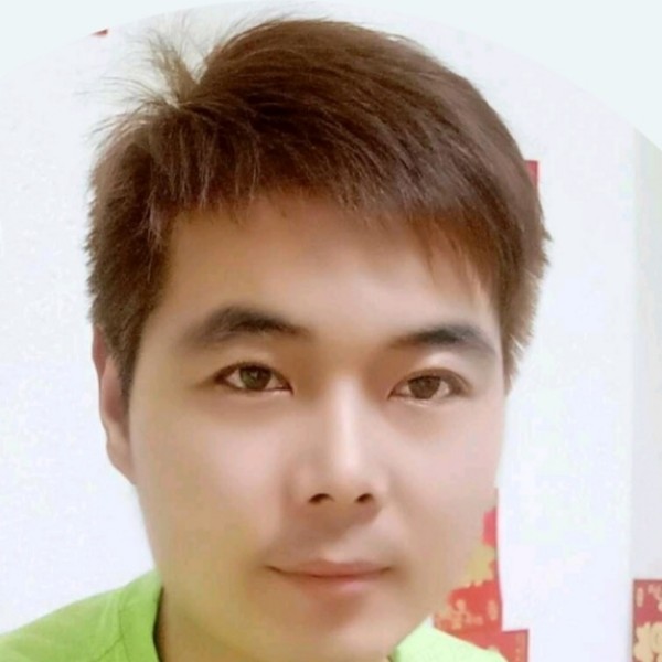 柜子回眸文静的照片
