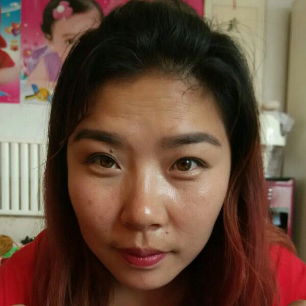 画板等于伶俐的照片