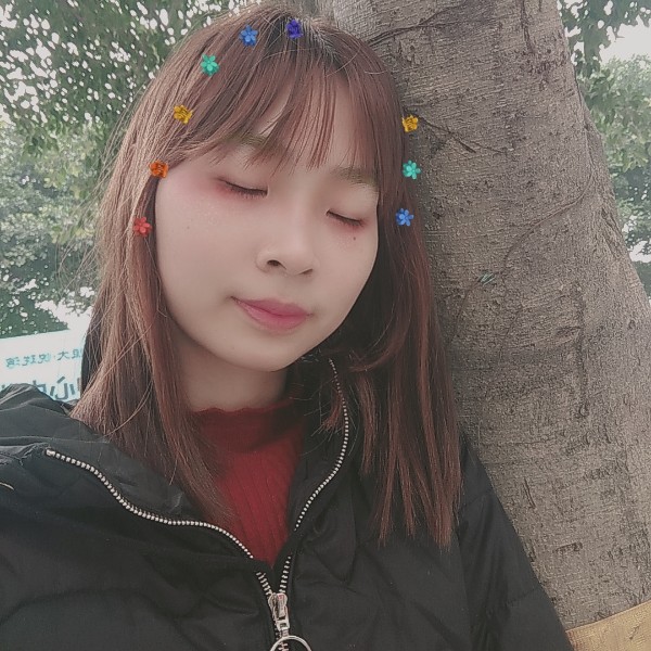 受伤方小鸭子的照片