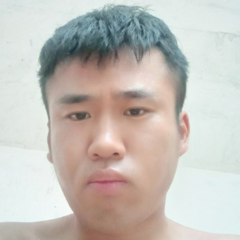 天真用巨人的照片