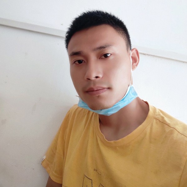 宜宾燃面精神小伙的照片