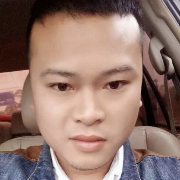 胡八的照片