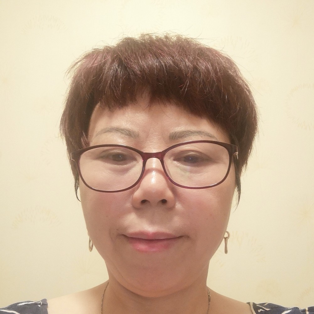 毛直英的照片