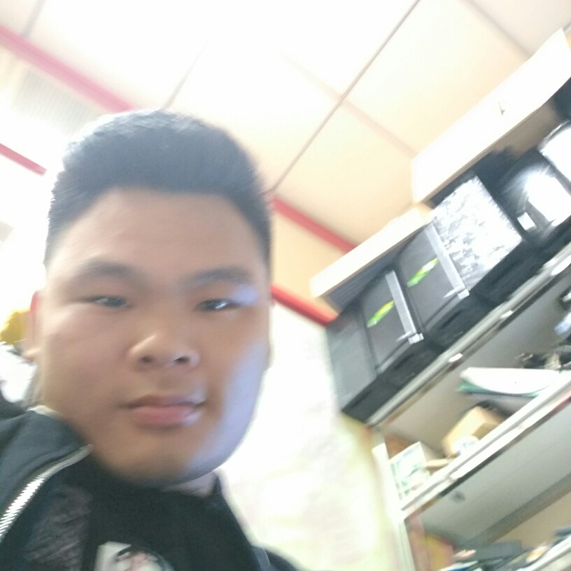 李毅明的照片