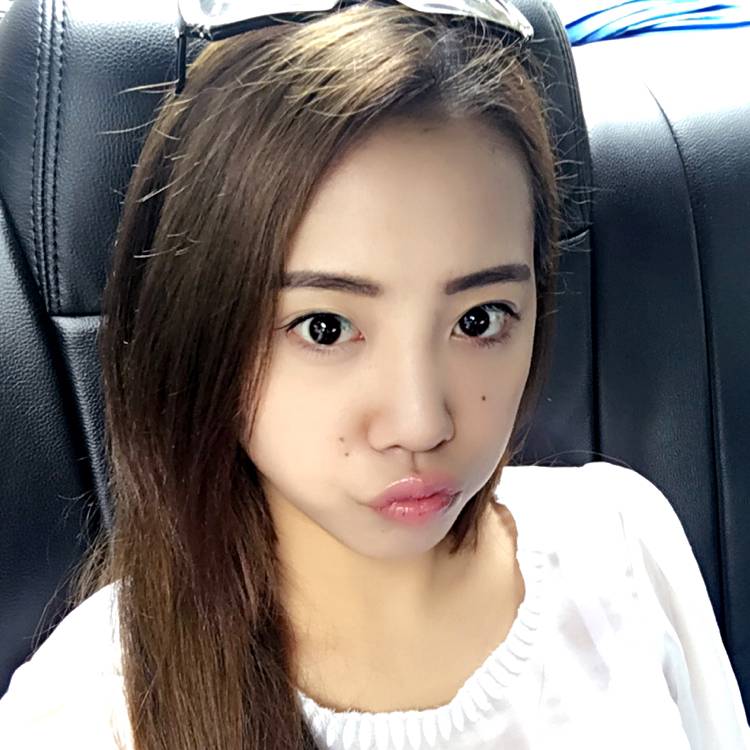 吖美儿的照片