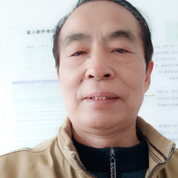 胡成坚的照片