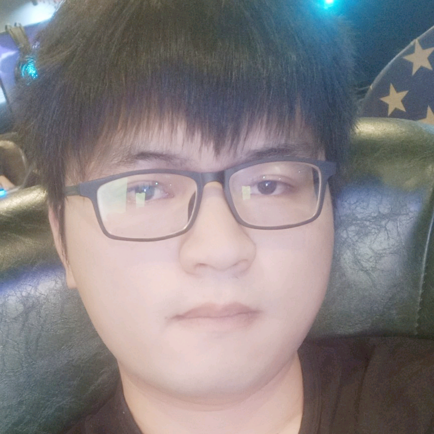 浅吻眼神的照片