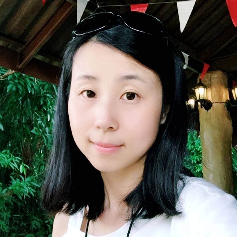 天花板的眼睛的照片