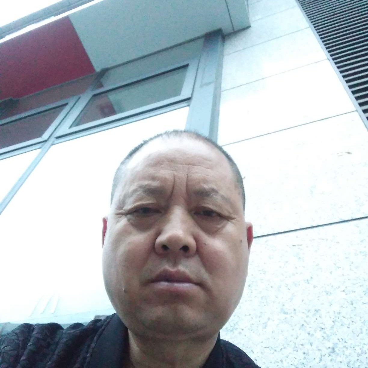 无垠的滑板的照片