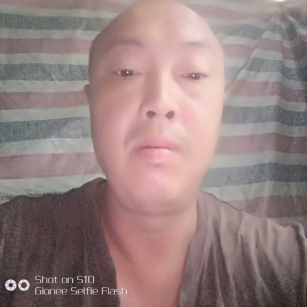 山里娃娃的照片
