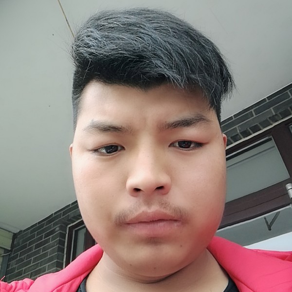 农村穷小伙的照片