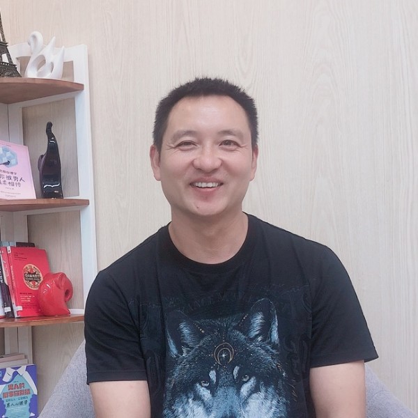 金属制品的照片