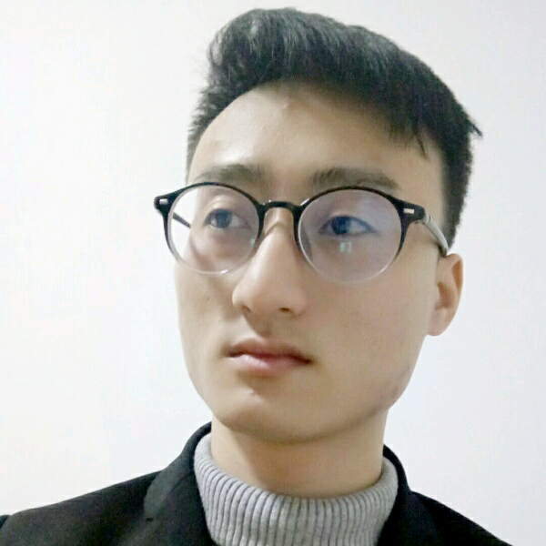 爱厨艺的丑男的照片