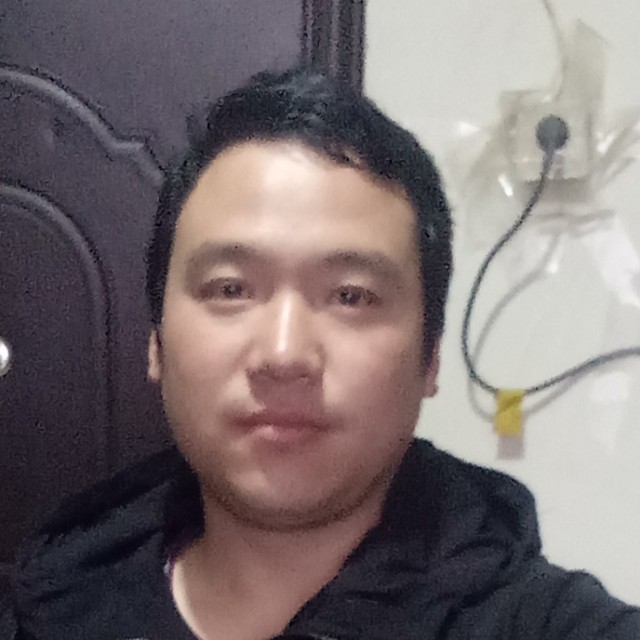 娄    娄的照片
