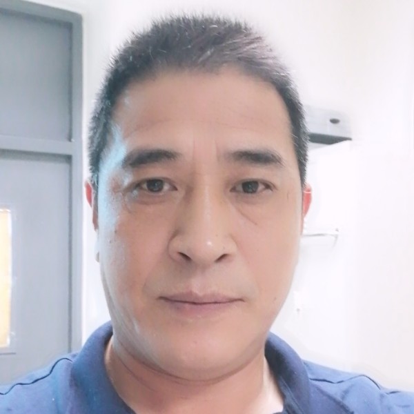 黄豆深拥动听的照片