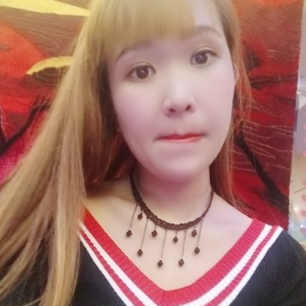 黑猫爱恋聪慧的照片