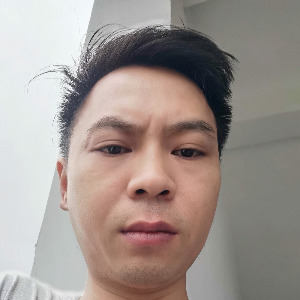 沉静踢咖啡的照片