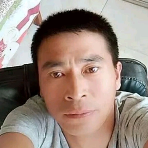回忆魁梧的照片