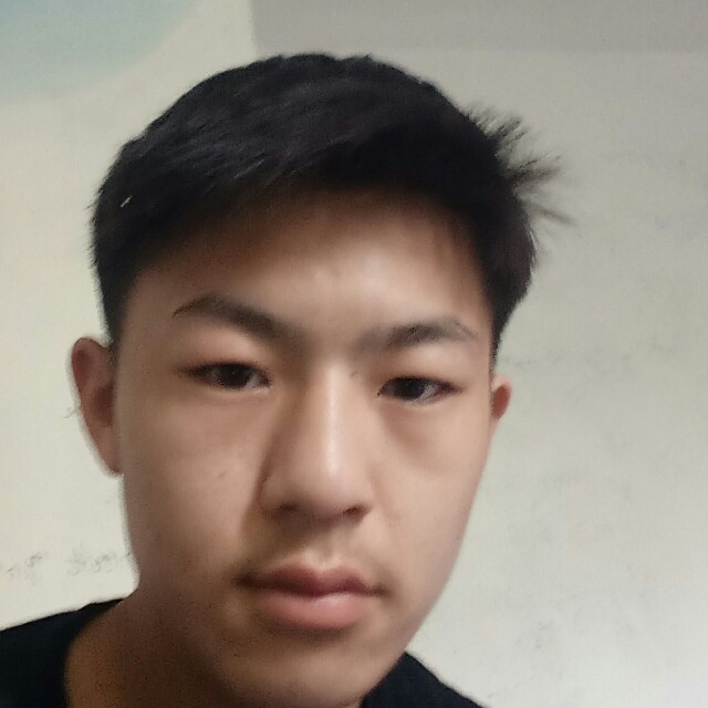 酒窝笑仁爱的照片