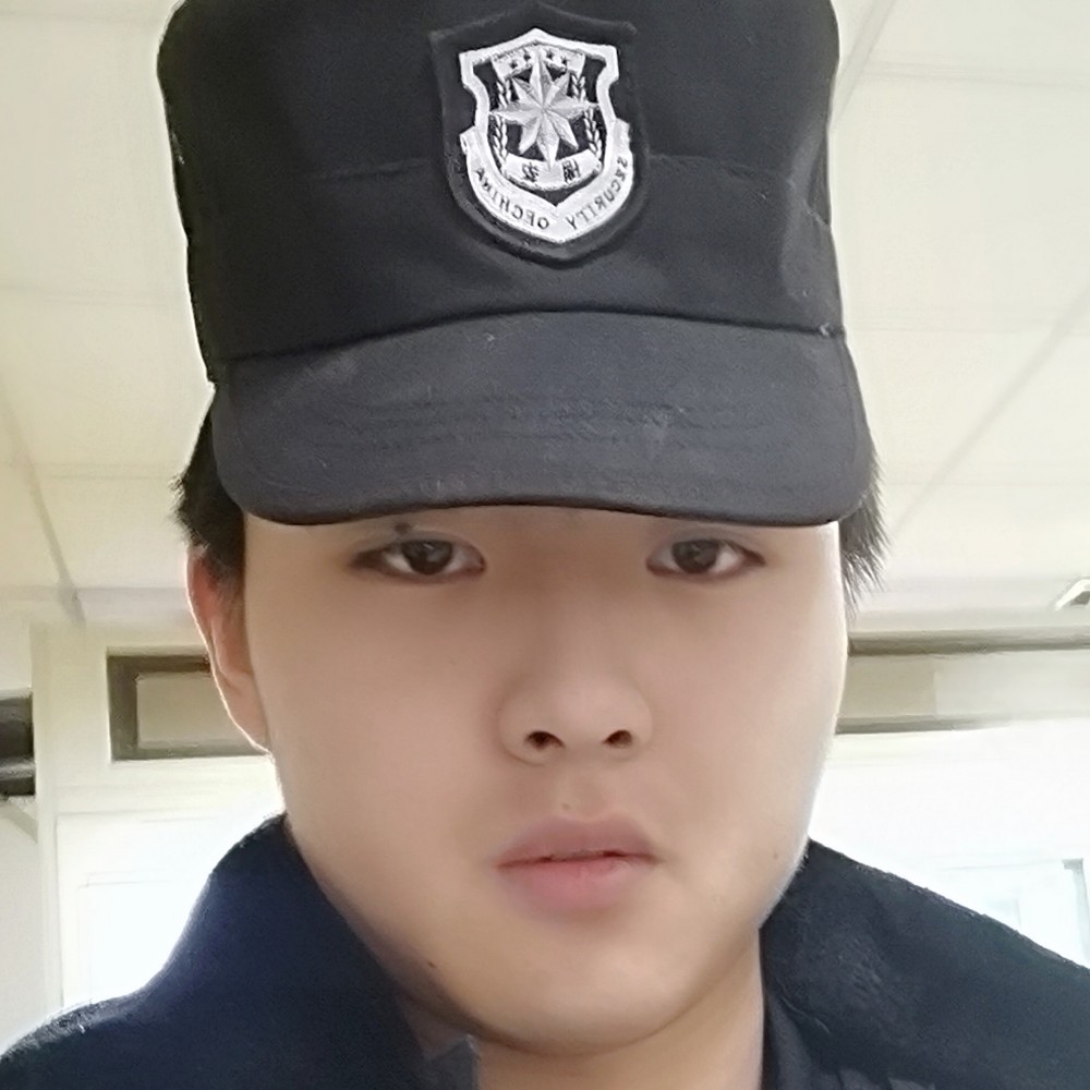 光亮挽手陌殇的照片