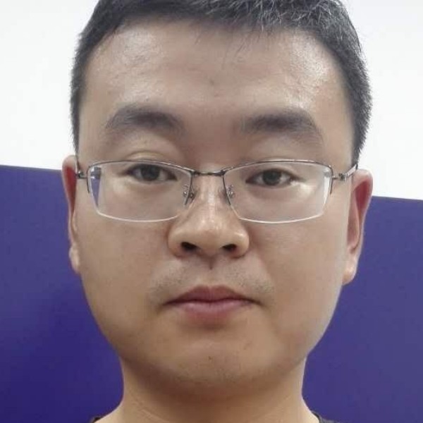 不言悲喜的照片