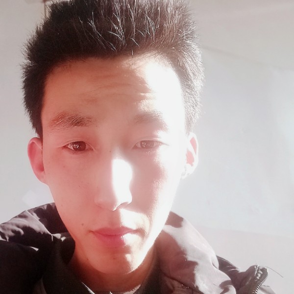牵手走过悲伤的照片